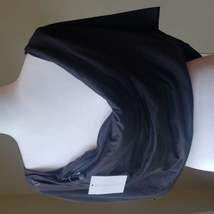 Infinity Scarf with zip pocket Beyond Yoga brand.